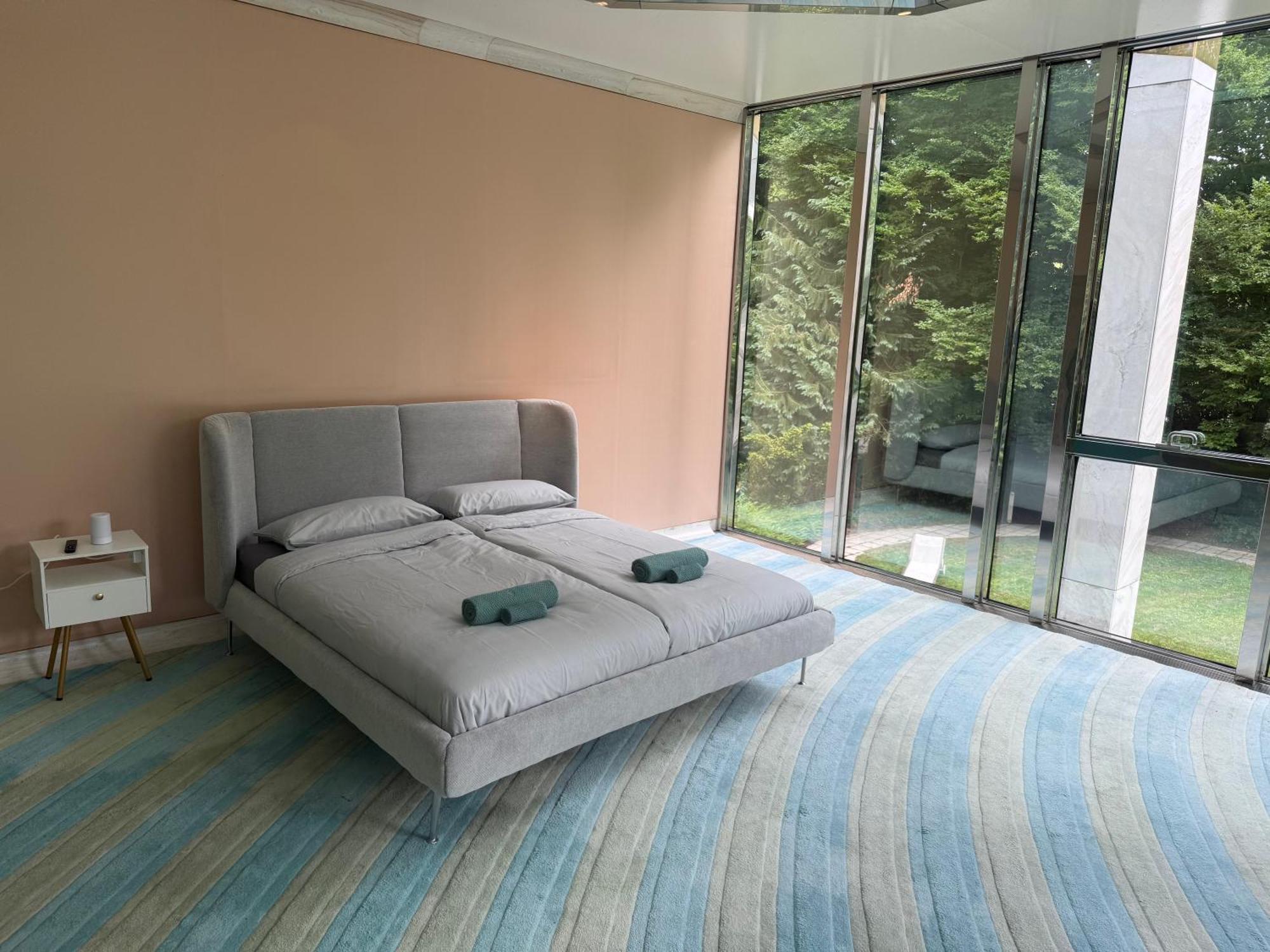 Unique In A Dream Location