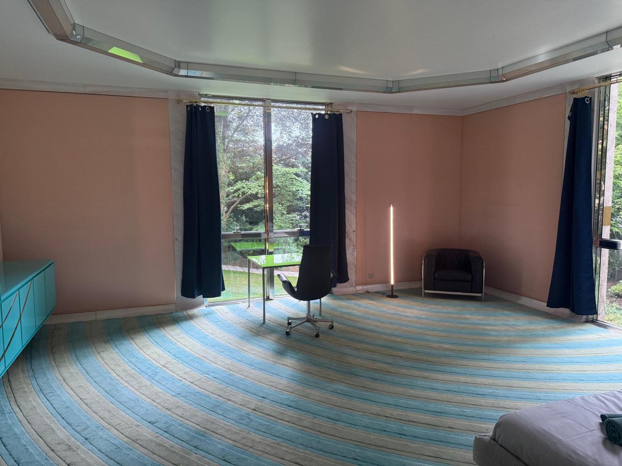 Unique In A Dream Location Apartment *